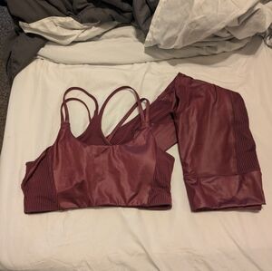 Fabletics Merlot Shine Set